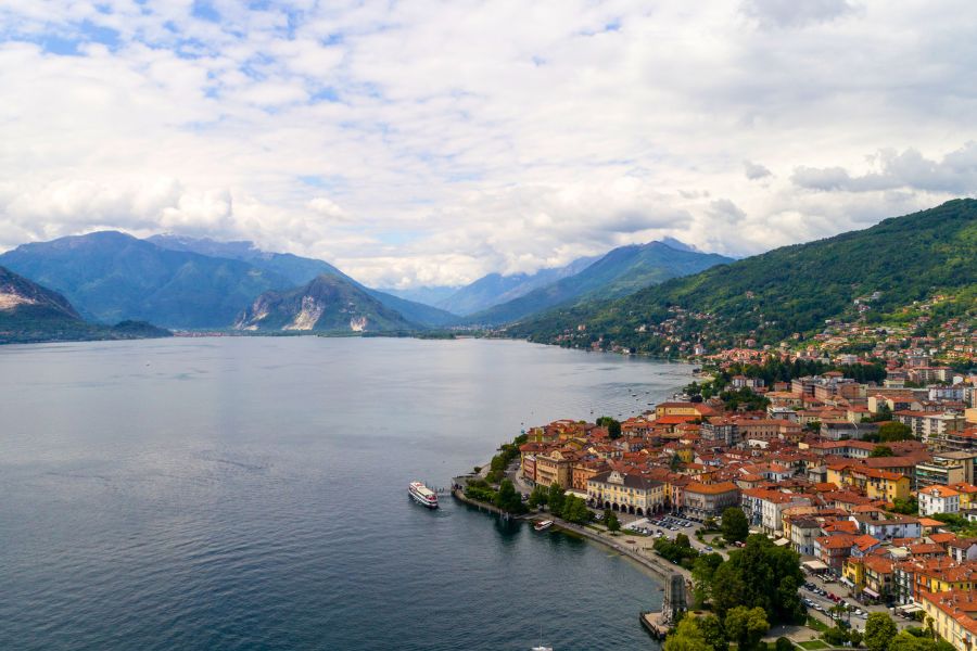 A Complete Guide to Exploring Italy’s Lakes Garda, Como, and Maggiore