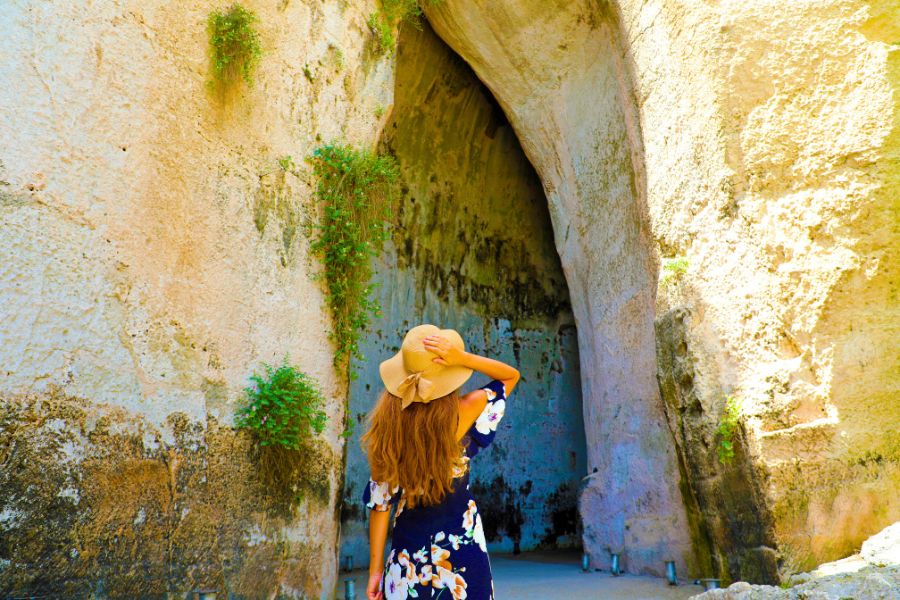 Journey Through Sicily’s Ancient Ruins with This Driving Guide