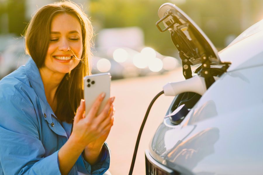 Why Choose Electric and Hybrid Cars for Your Italian Trip